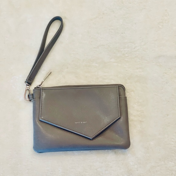 MATT & NAT grey leather clutch purse with wrist strap - Picture 1 of 5